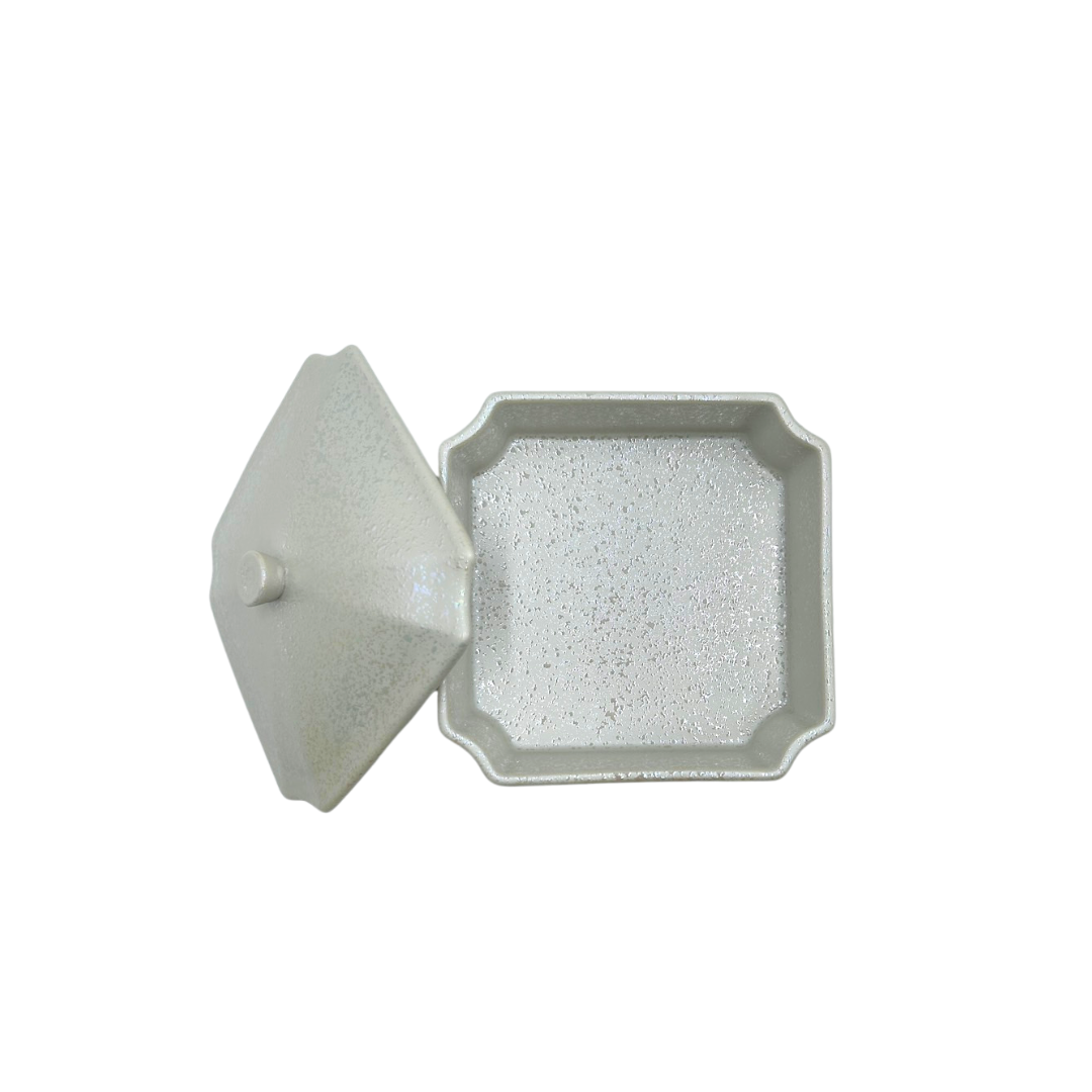 【海】銀製　800刻印　アクセサリ箱　小箱　銀細工　重量約31g Yahoo!オークション -「銀箱」(銀製) (金属工芸)の落札相場
