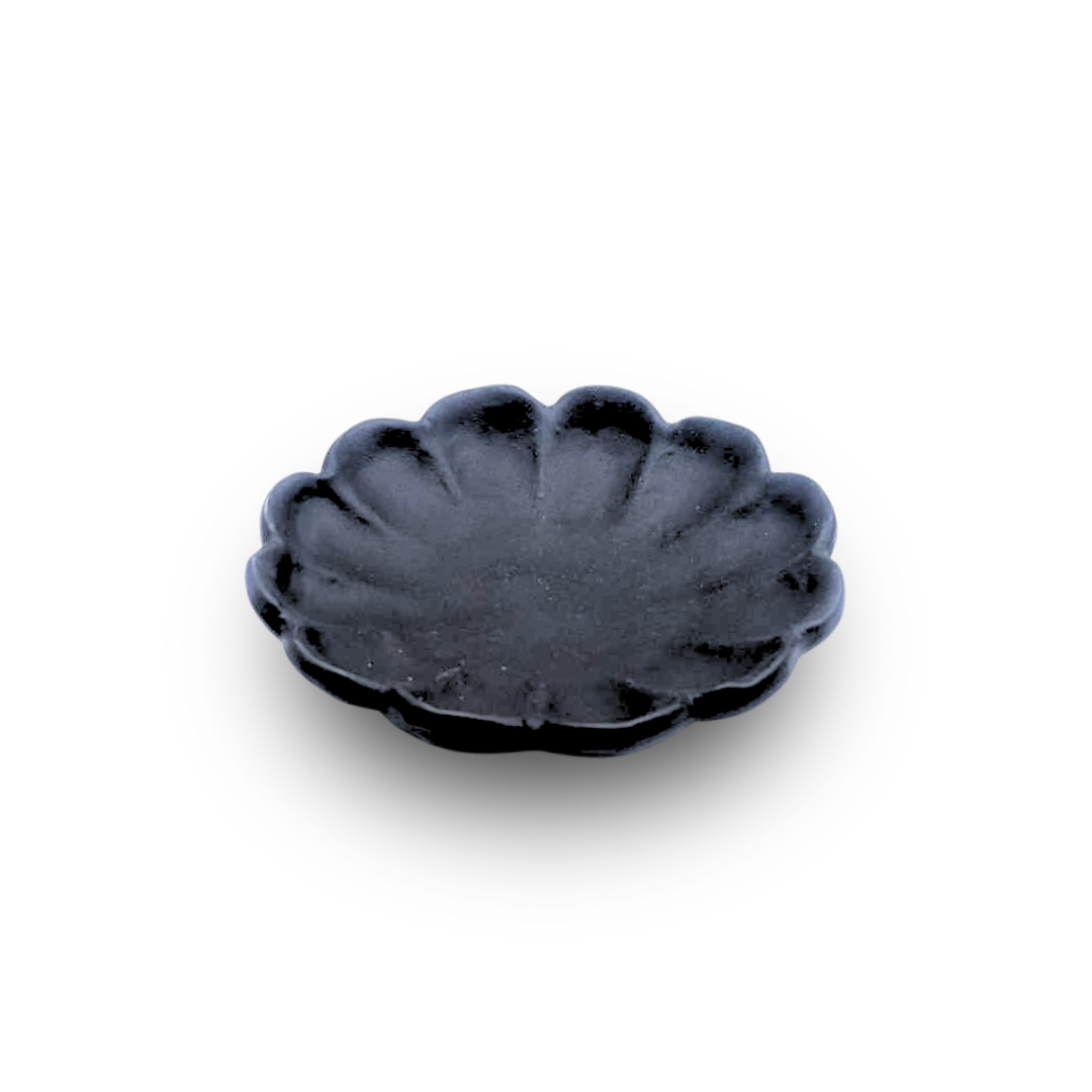 メール便送料無料】 / NEW 美濃焼 / 菊豆皿 8.5cm / マットブラック