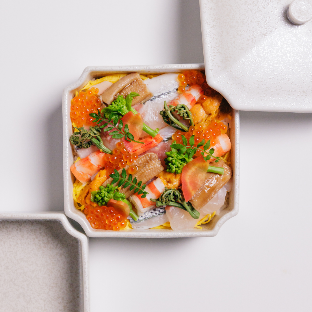 美濃焼 / 宝重箱(二段重) 4寸 13.5cm / クリスタルホワイト