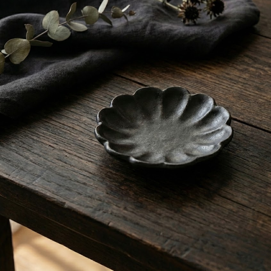 【メール便送料無料】NEW 美濃焼 菊豆皿 マットブラック