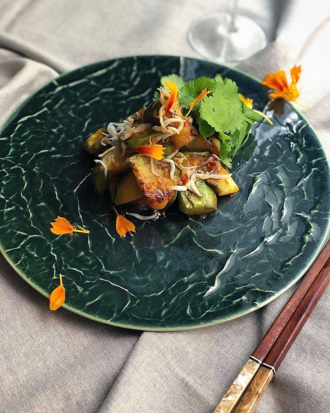 美濃焼美-washi- 織部 – おしゃれな食器専門店『SYOKKIDANA』