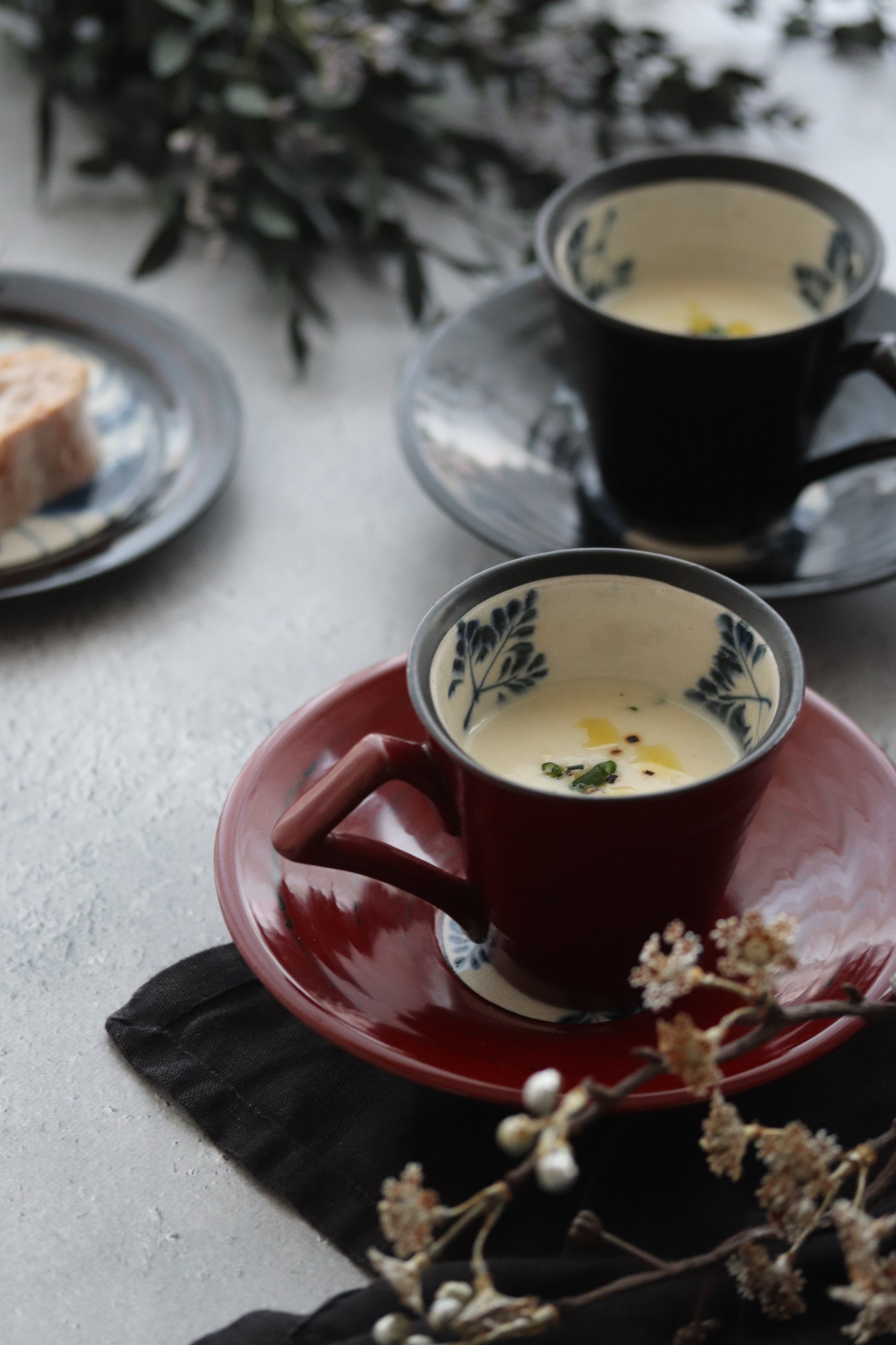 美濃焼■漆　シダ■コーヒーカップ＆ソーサーセット　曙（黒）
